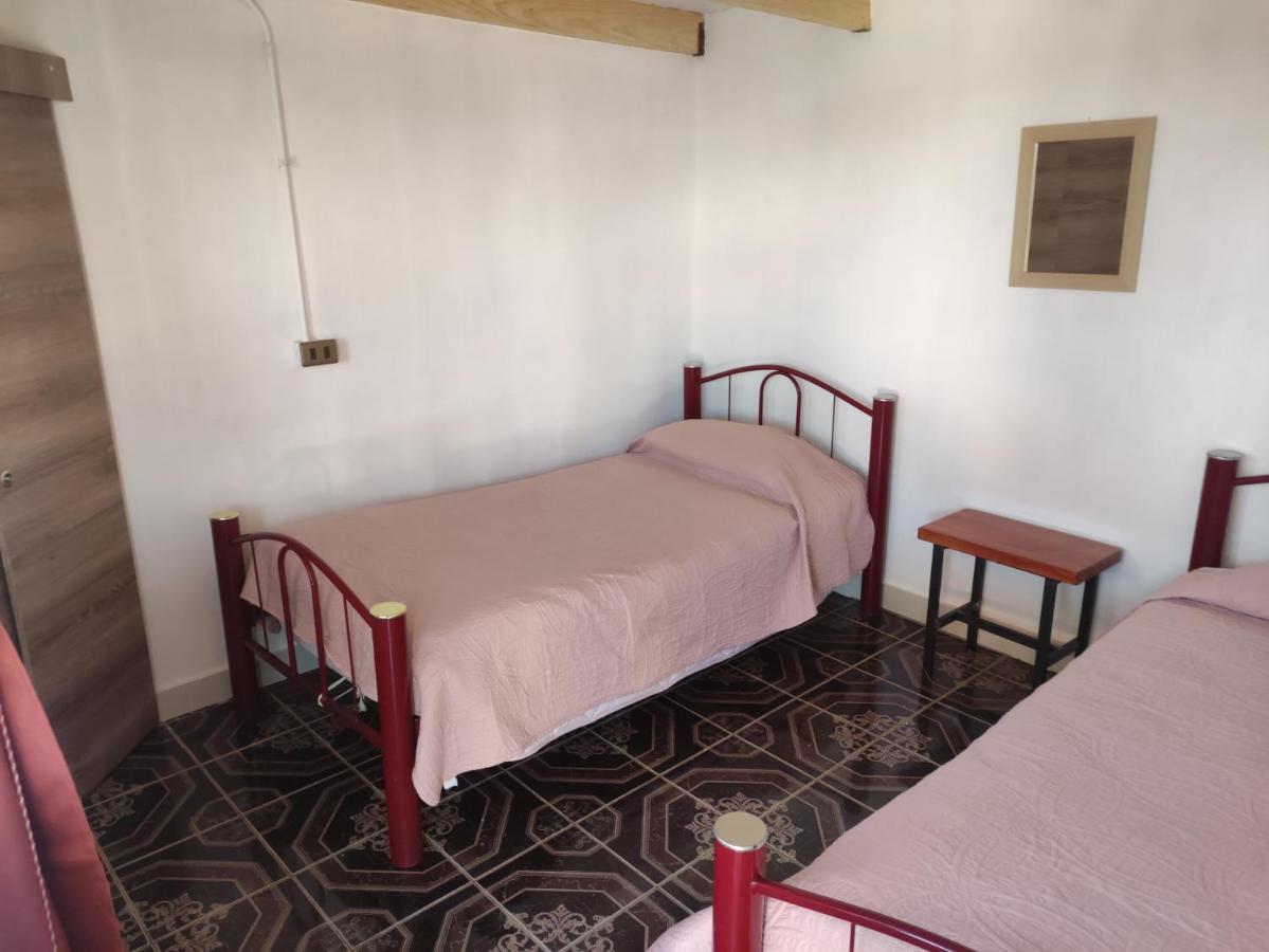 Pirca Hostal San Pedro de Atacama Bilik gambar